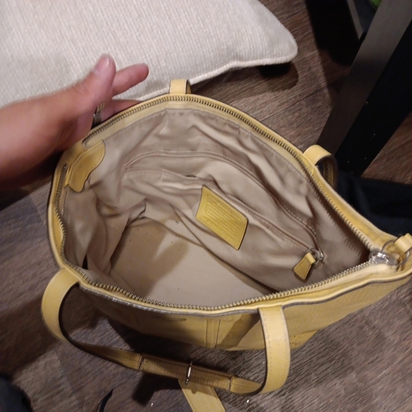 Vintage Coach Y2k Yellow Leather Tote Bag - Picture 6 of 7